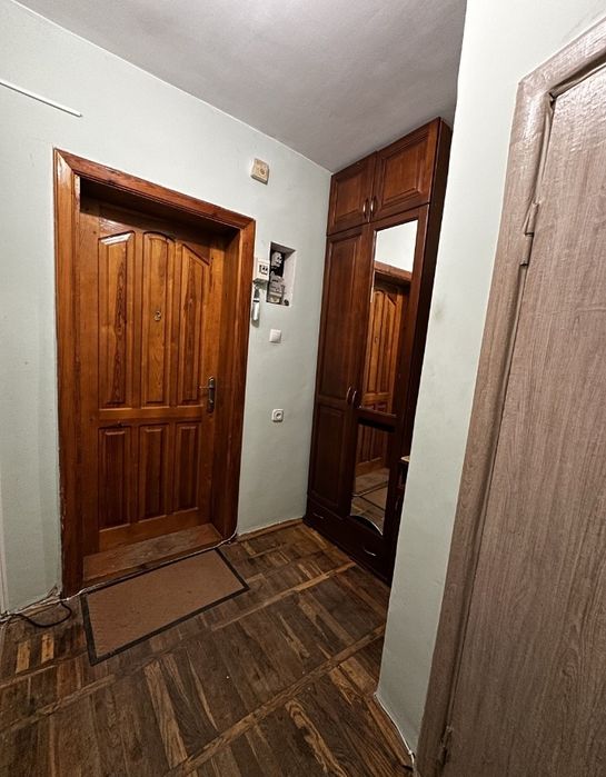 1к, центр міста, вільна