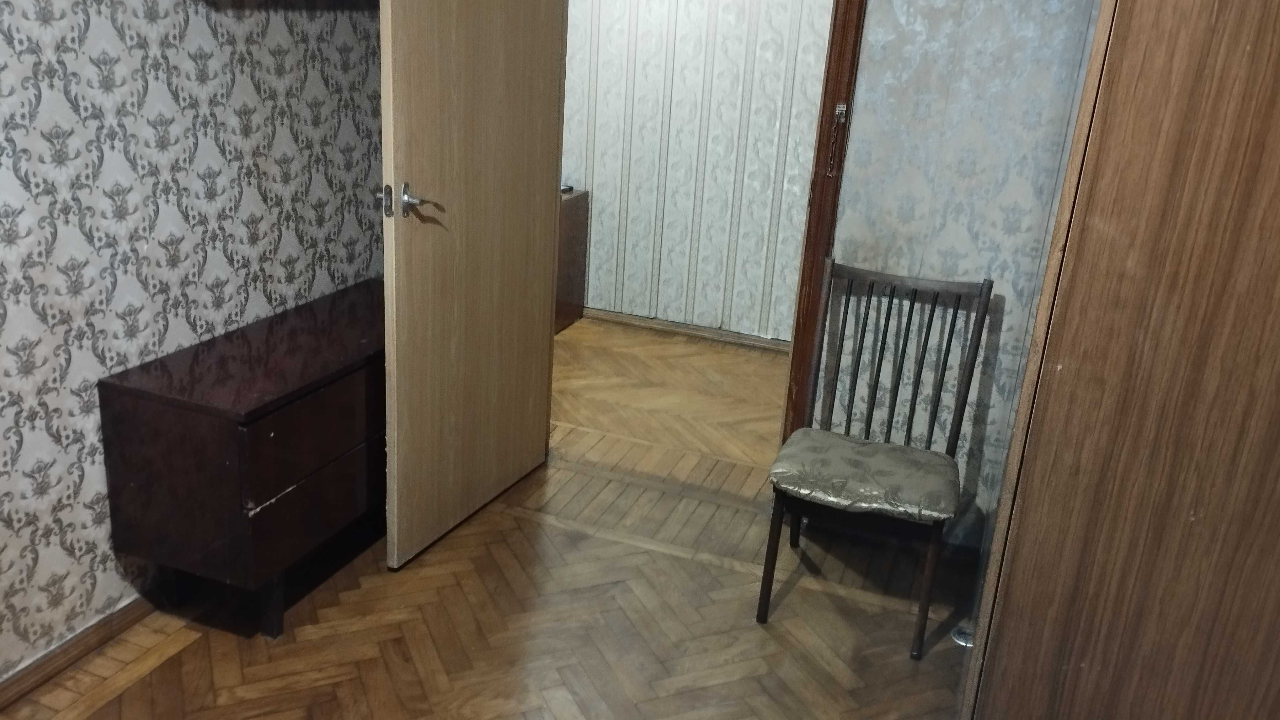 Квартира 3 комн на Глушко 14 (Киевский рынок). От хозяина.