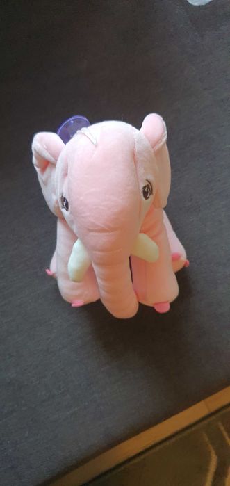 Maskotka różowy słonik