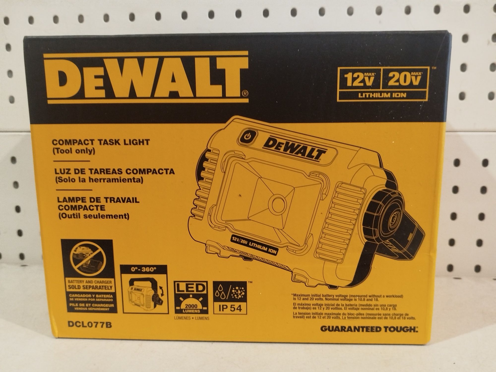 DeWalt DCL077 12/20V Max ліхтар прожектор 2000 Lum  оригінал США