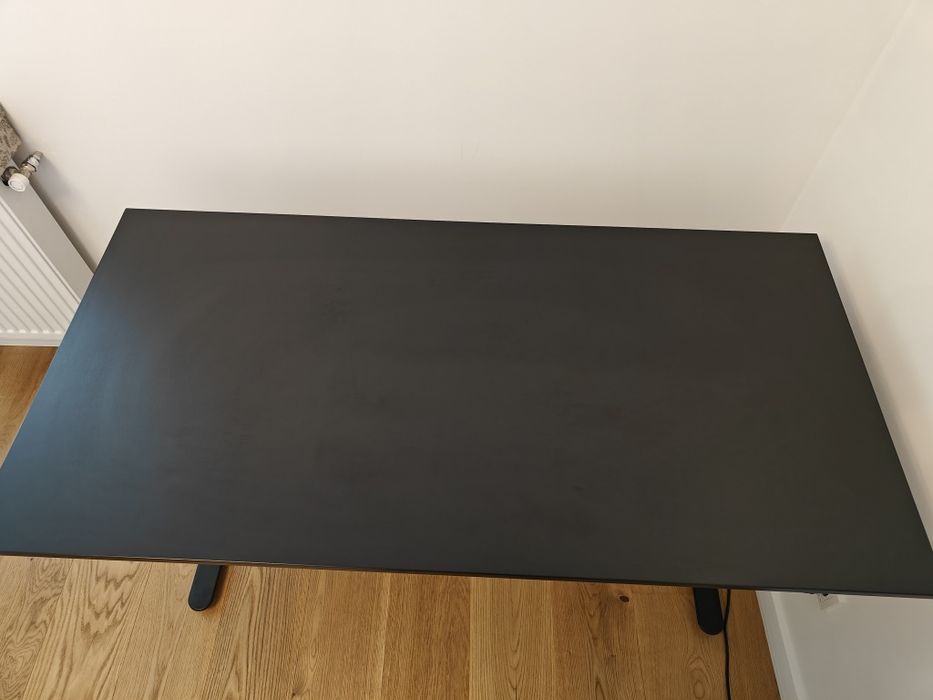 Стіл електрично регульований SVANEKE 70x140см чорний