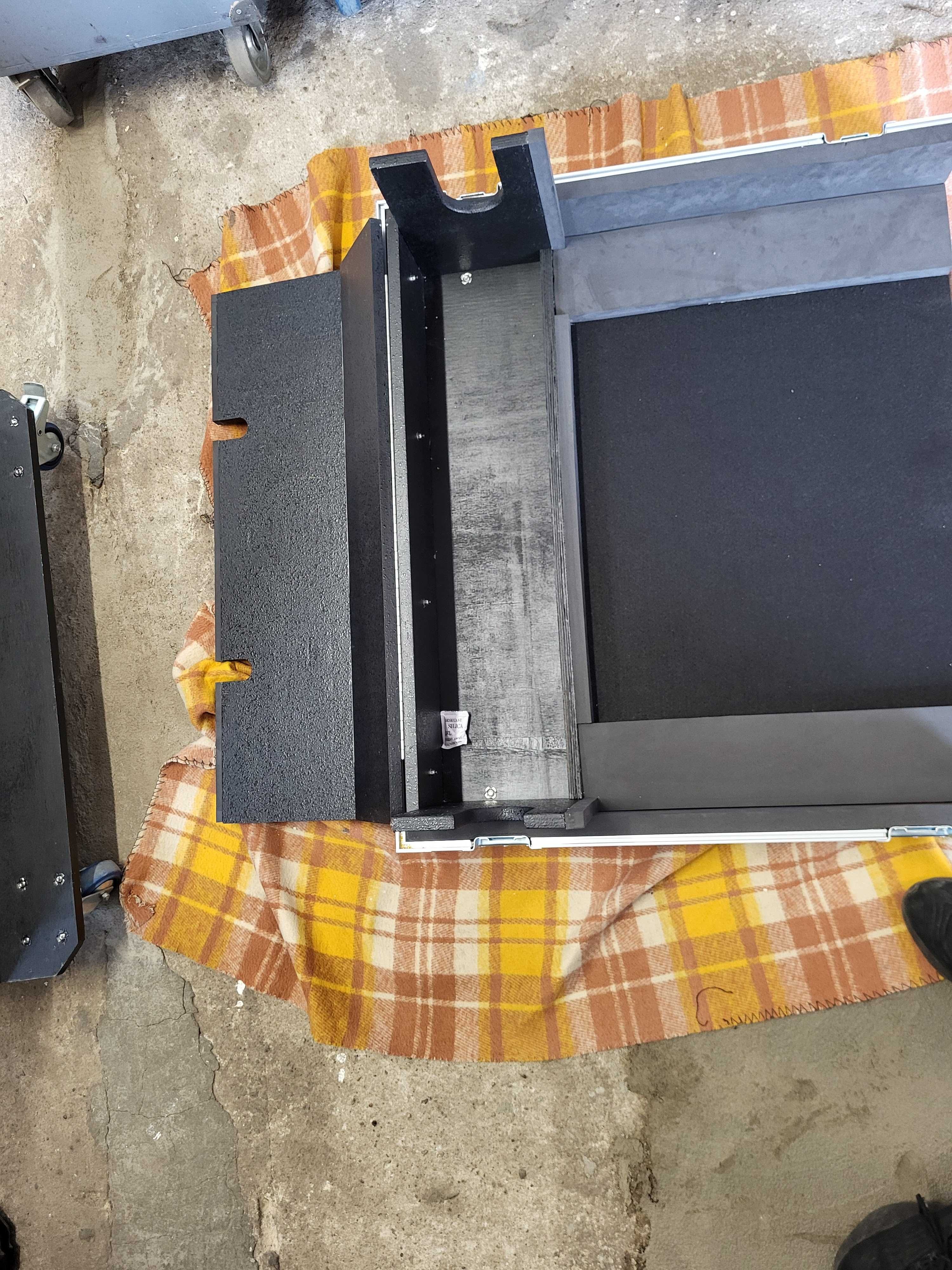 CASE Yamaha QL5 Mixer  Prodjuser / jak nowy / FAKTURA
