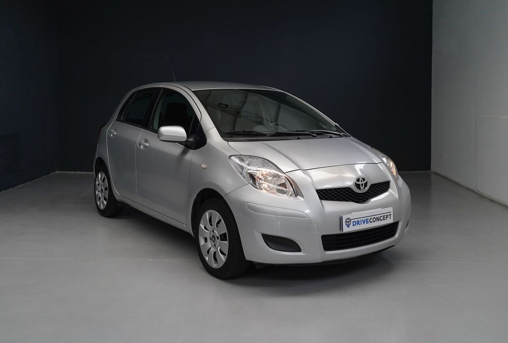 Toyota Yaris 1.0 VVT-i Comfort+AC+VSC