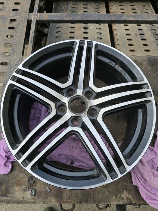 Felga 1 szt wheelworld wh12 5x112 8jx18" et 45 otwor 66,6 alufelga