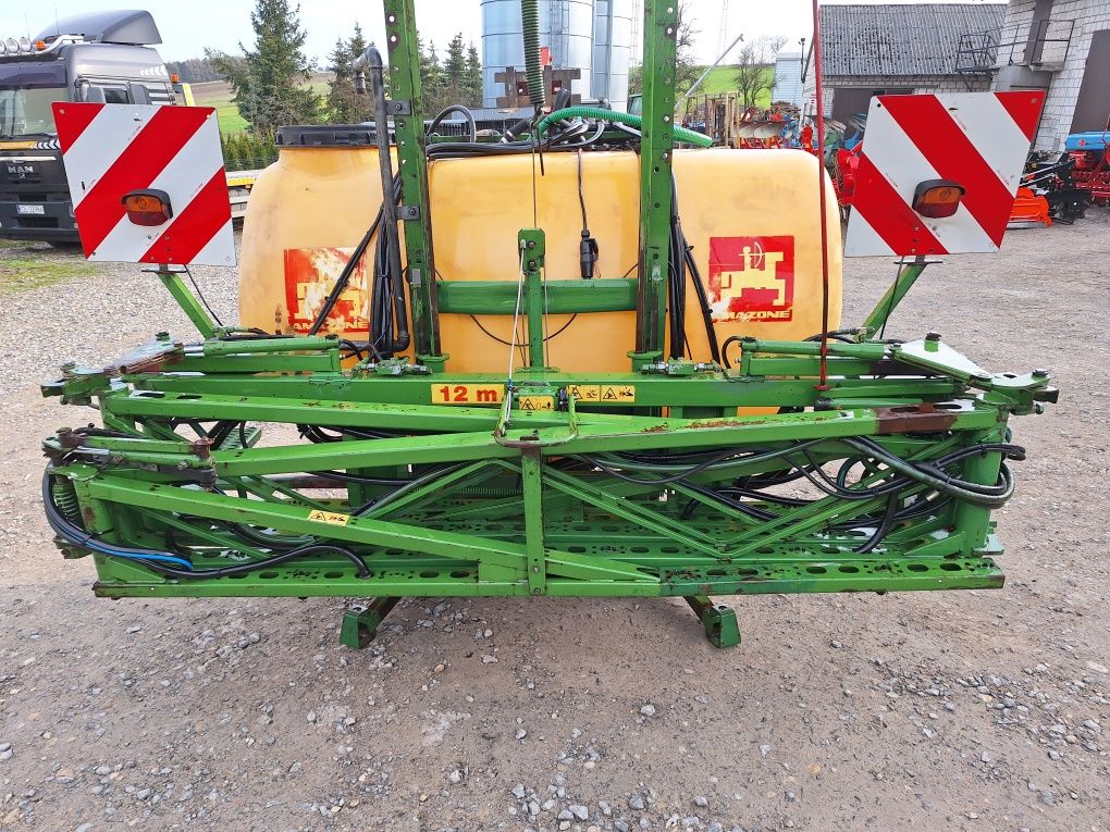 Opryskiwacz Amazone  900l hydraulika sterownik Rau Hardi