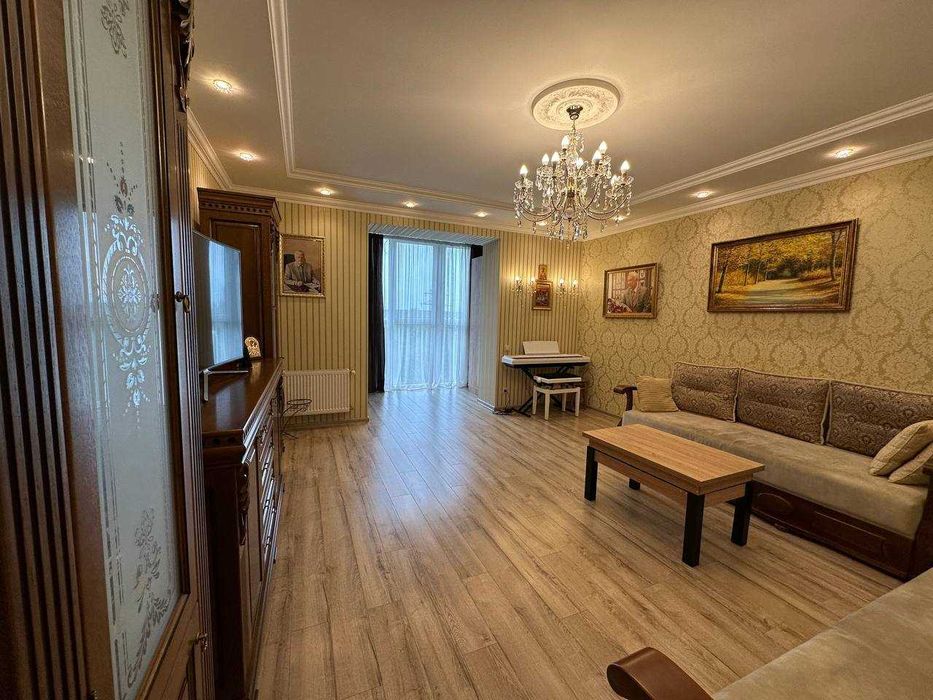 Без комісії ! 3к квартира з ремонтом. Львів, вул. Б.Хмельницького.