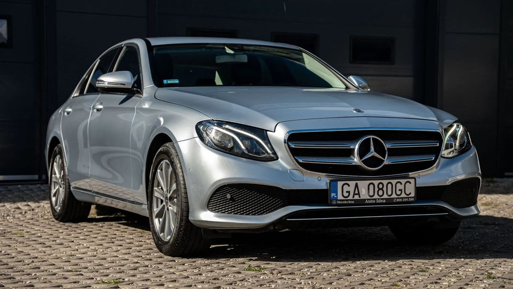 Mercedes-Benz Klasa E Mercedes-Benz Klasa E 220d 9G-Tronic