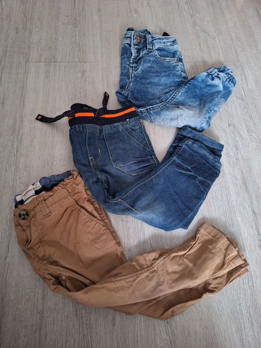 3- pak spodni 92 H&M