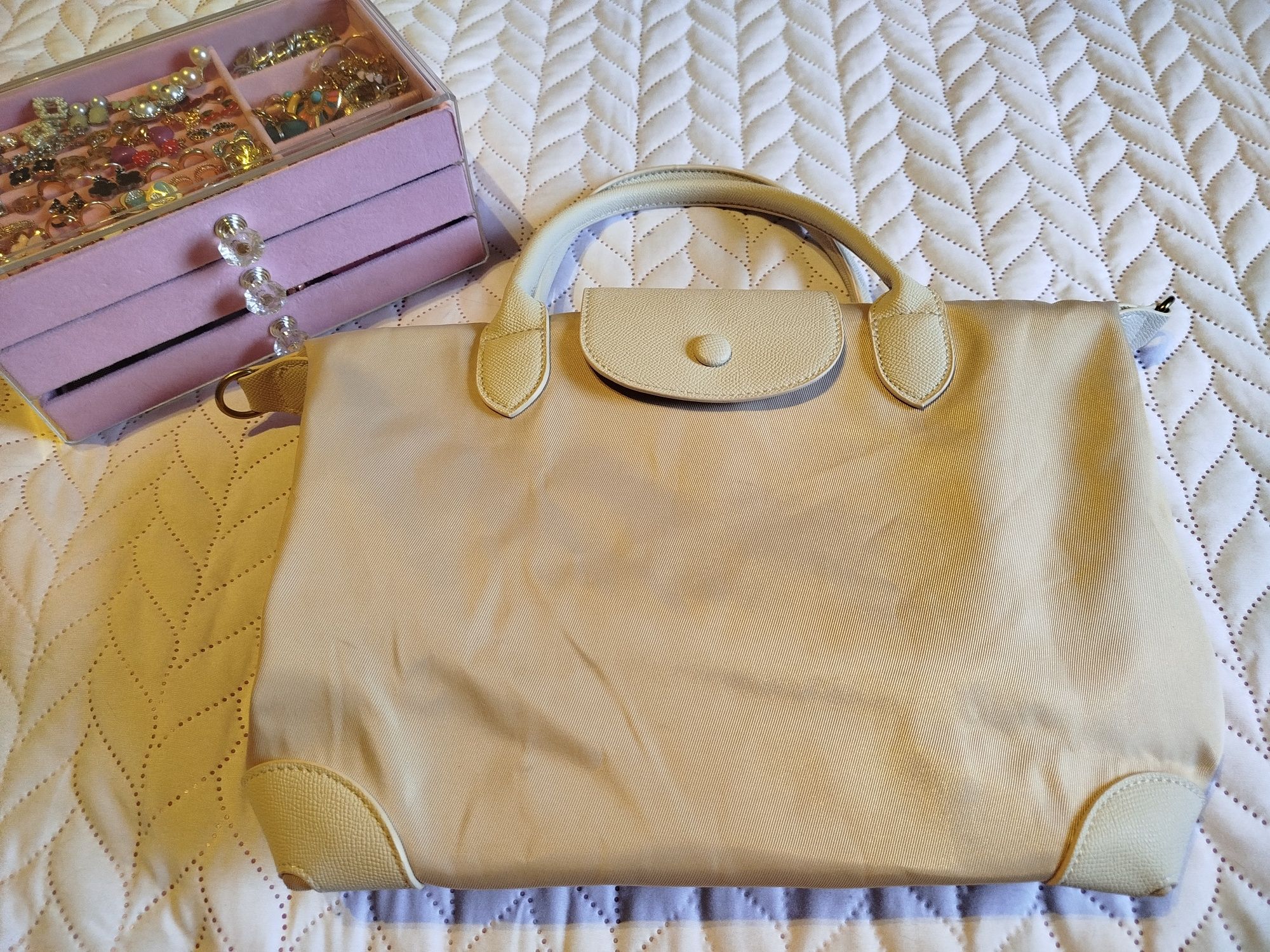 Mala bege estilo Longchamp