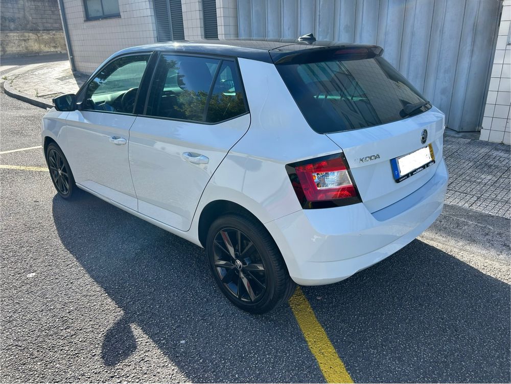 Skoda Fabia 1.0Tsi 95cv -c/ 23.000kms
