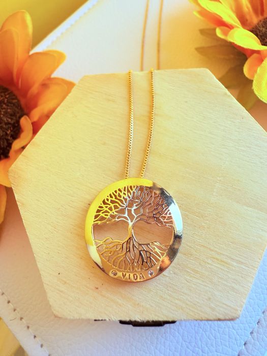 Colar arvore da vida semijoias com banho de ouro