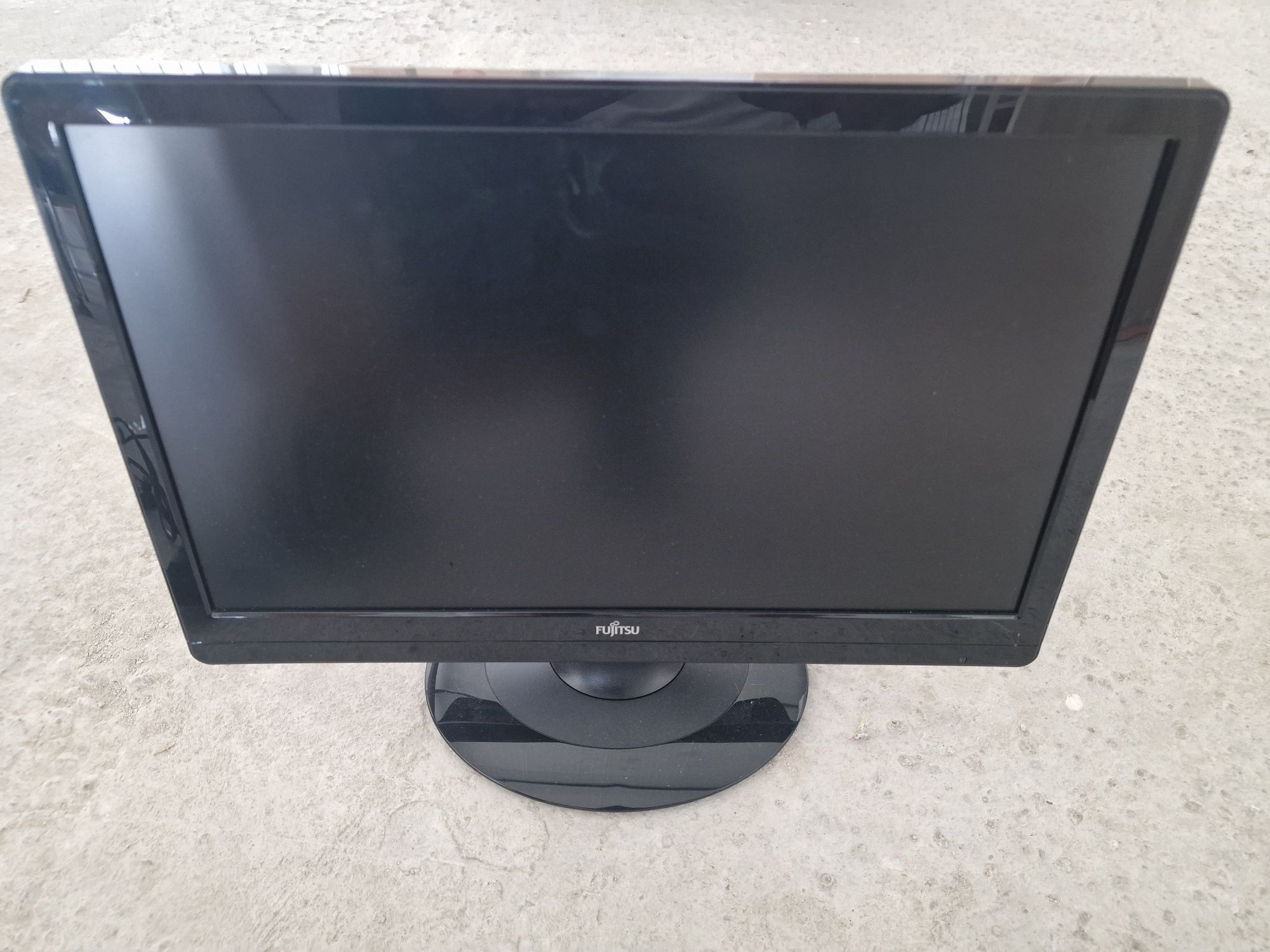 Ecrã Monitor para computador Fujitsu (diagonal 47cm|18.5 polegadas)
