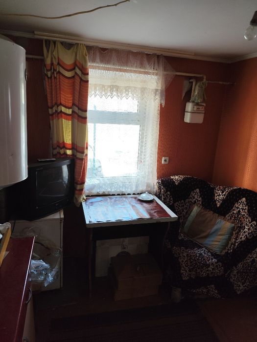 Здається половина дому з окремим входомпо вул.Бориса Луцького 26