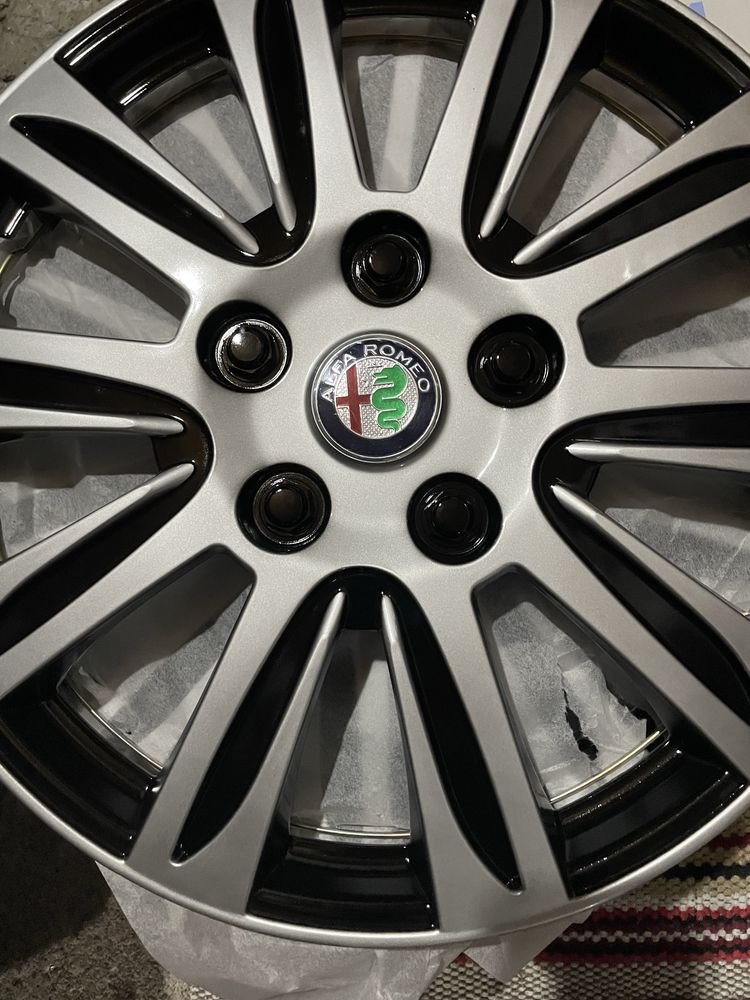 Tampões p/ jantes Norauto c/ simbolo Alfa Romeo