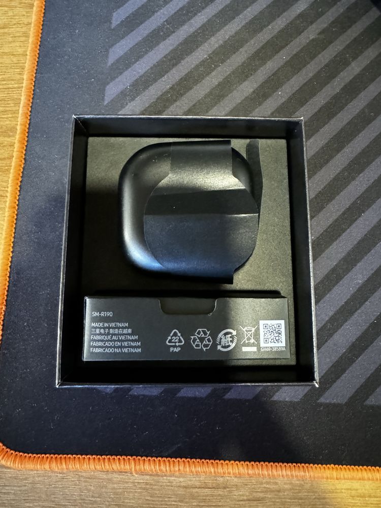 Samsung Galaxy S21 Ultra + Galaxy Watch 46mm + Galaxy Buds Pro