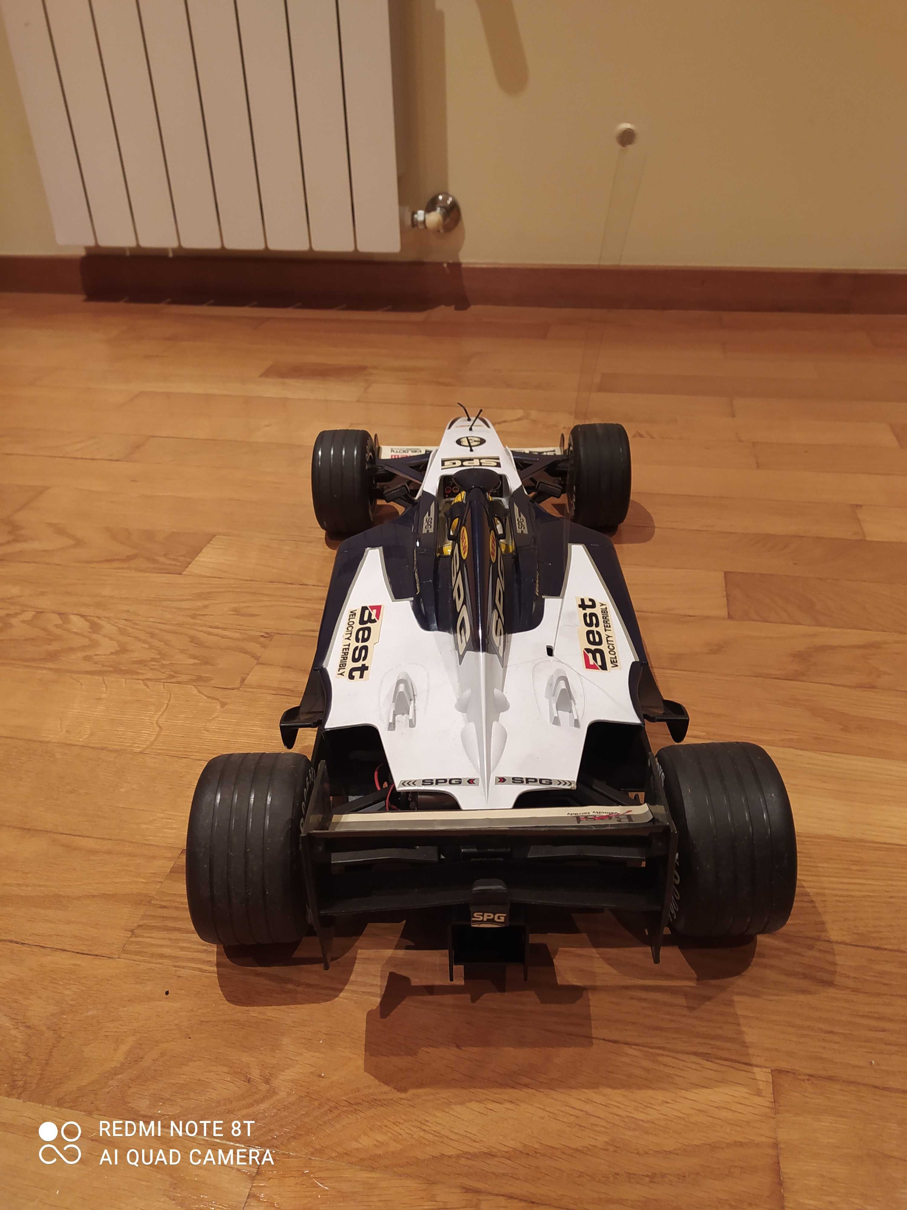 Carro telecomandado Formula 1 marca XinQiang Toys escala 1:6