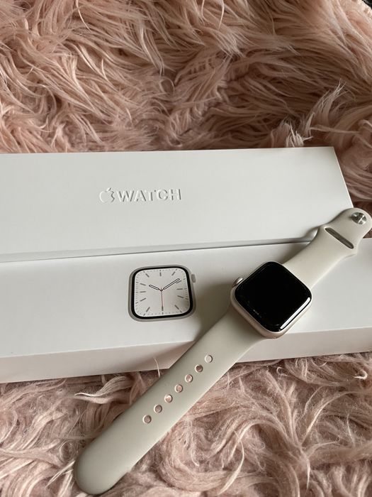 apple watch 7 beżowy