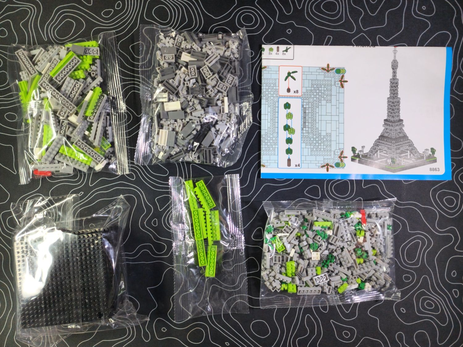 Torre Eiffel de lego, miniatura