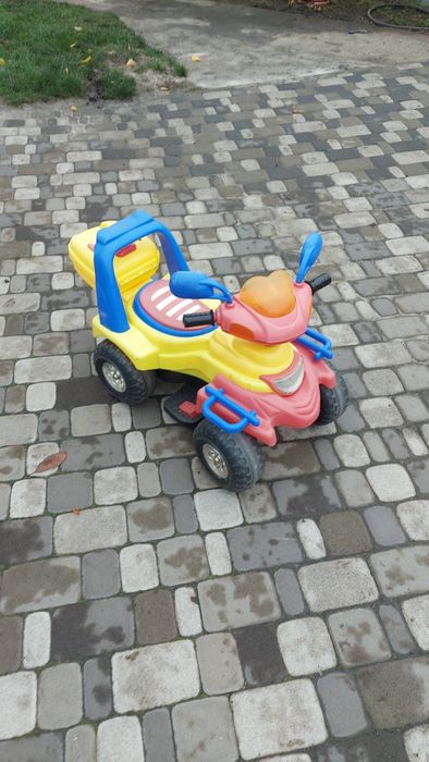Продам дитячий квадроцикл
