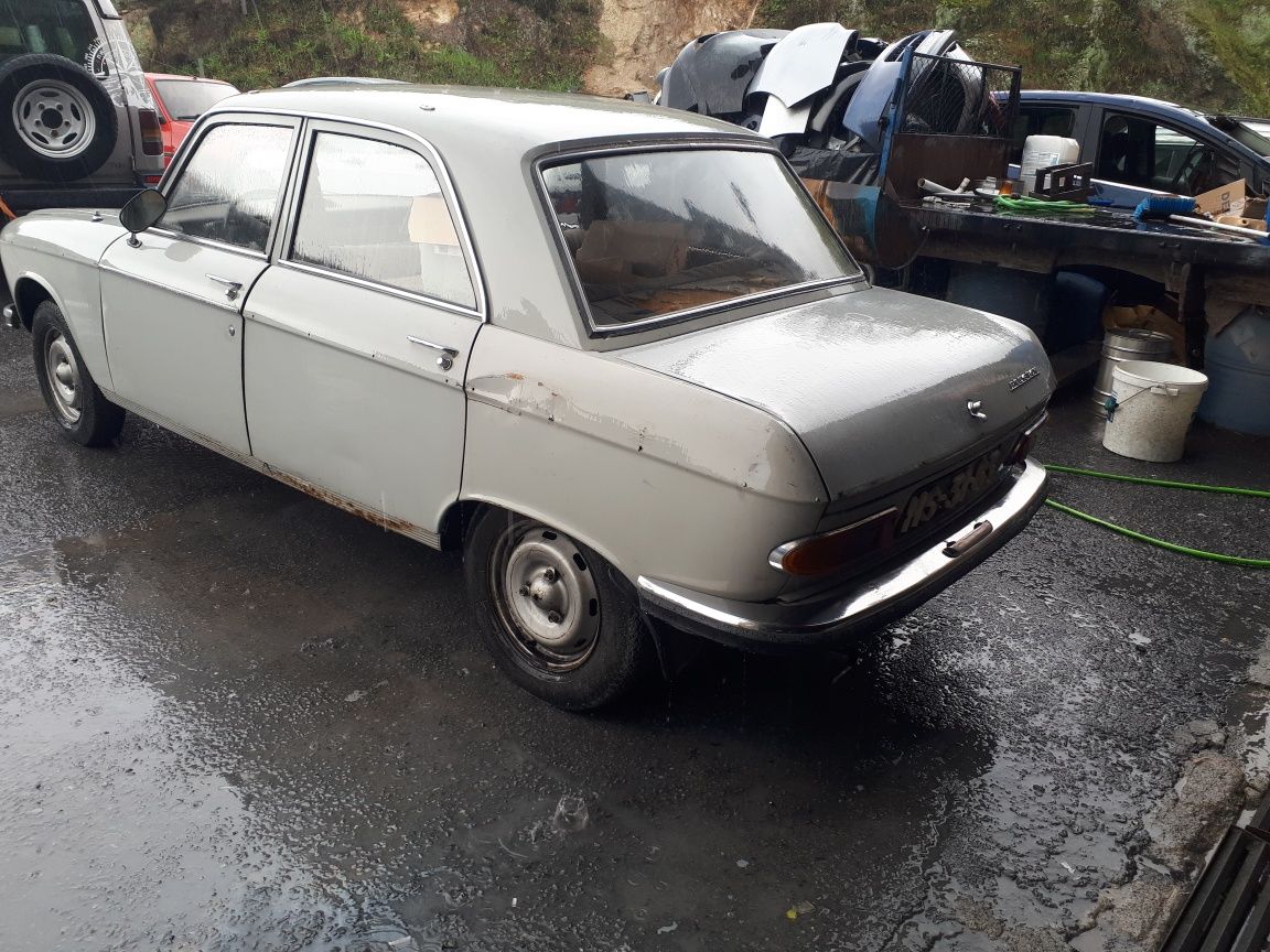 Peugeot 204 de 1972