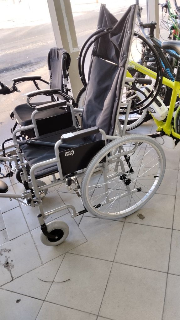 Інвалідна коляска - крісло Gabi YJ-011Ja