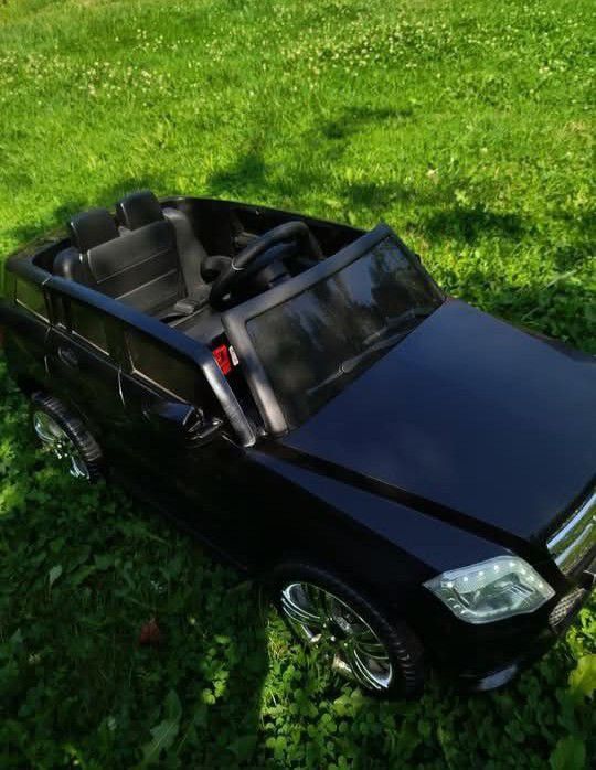 Машинка акамуляторна