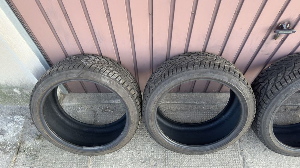 Opony zimowe Kormoran Snow 225/40R18