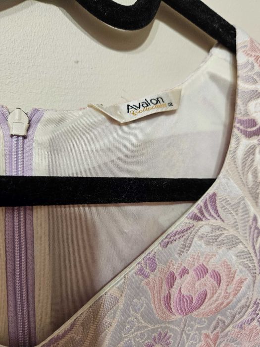 Piękny komplet pastelowy sukienka płaszczyk r 40 42