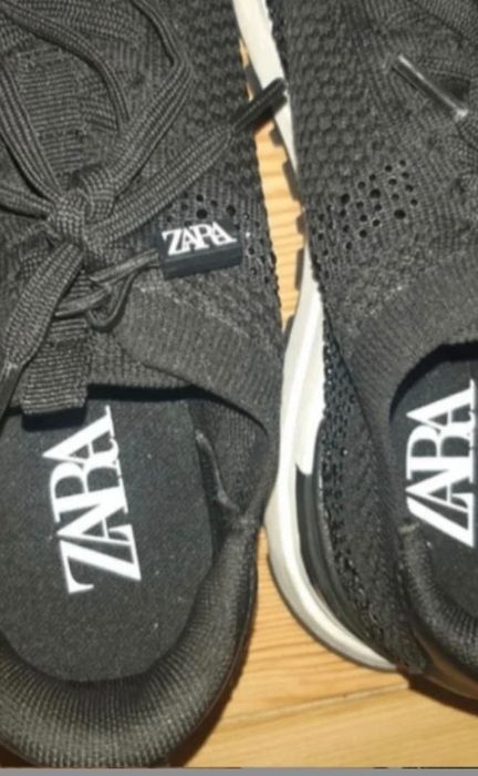 Sapatilhas Zara como novas