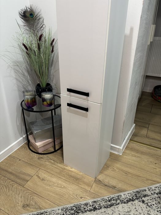 Szafka łazienkowa słupek biały