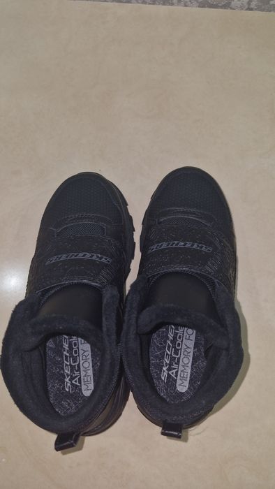 Ботінки для хлопчика SKECHERS демі на флісі.Стан новий.30р
