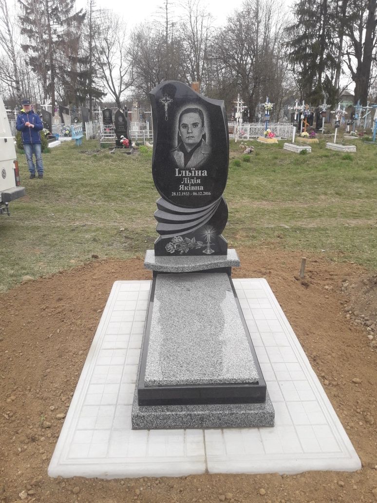 Антиосадочні плити для установки памятників