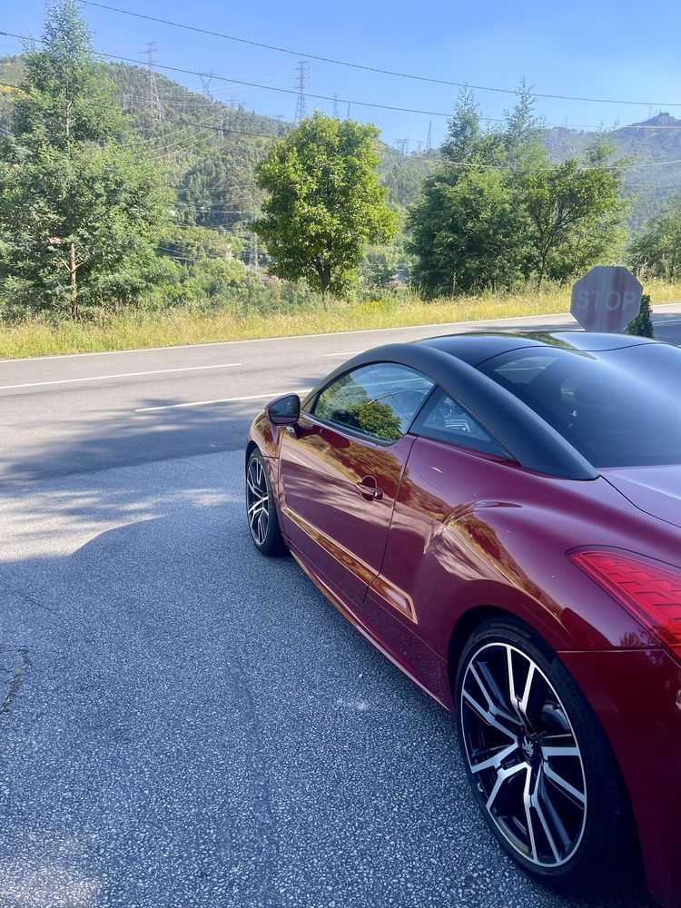 Peugeot RCZ R 270cv
