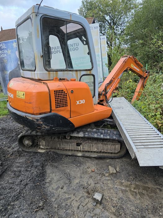 Mini koparka Hitachi ex 30 3tony umowa
