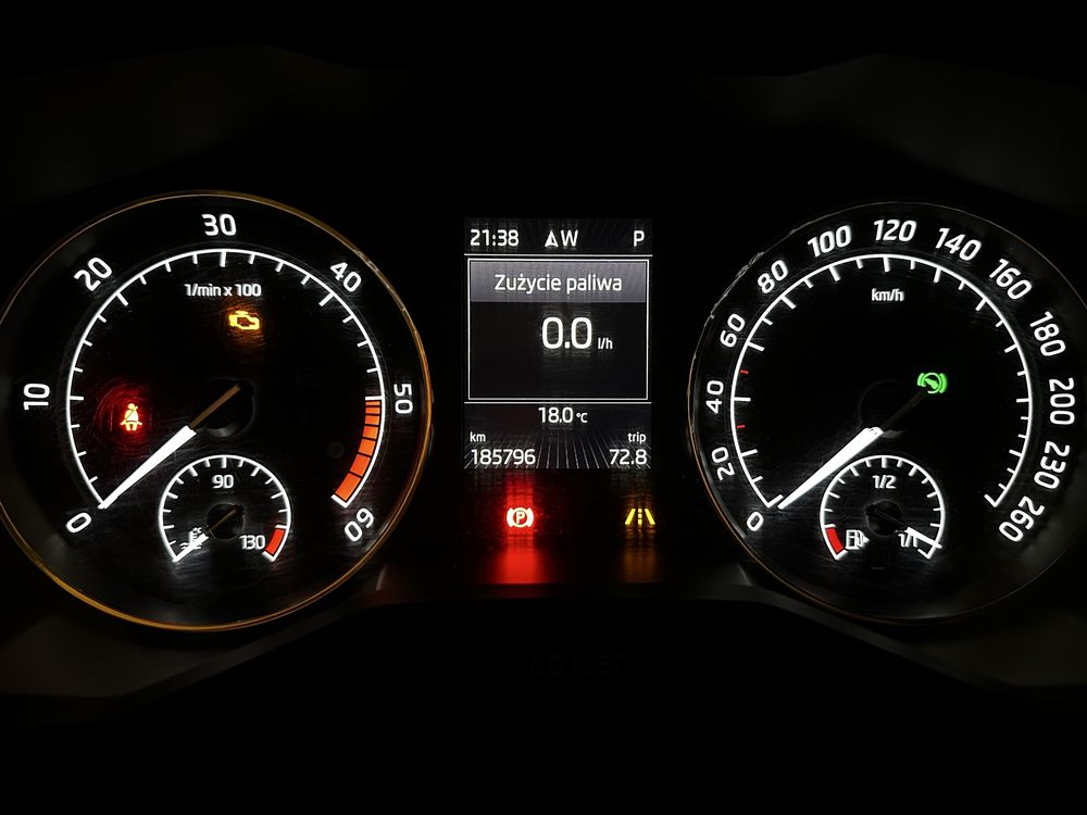 Skoda Superb Combi III Style 2.0/140kw TDI CR DSG 4x4 hak webasto audi