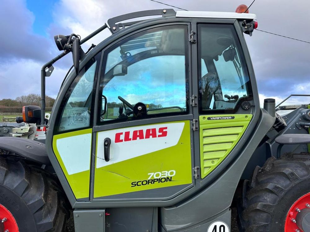 Ladowarka teleskopowa Claas scorpion 7030, 2013r manitou, jcb