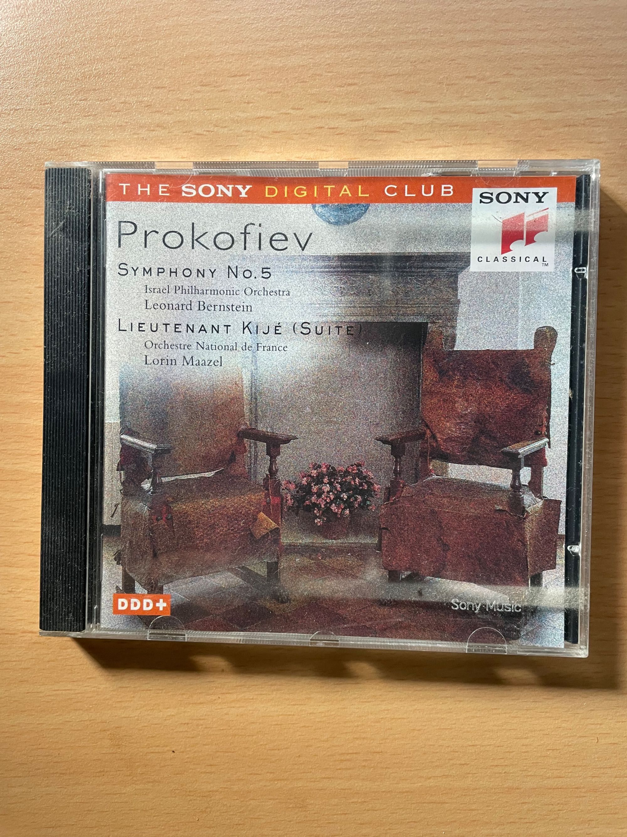 CD Prokofiev: Symphony No. 5; Lieutenant Kijé Suite. Bernstein/Maazel