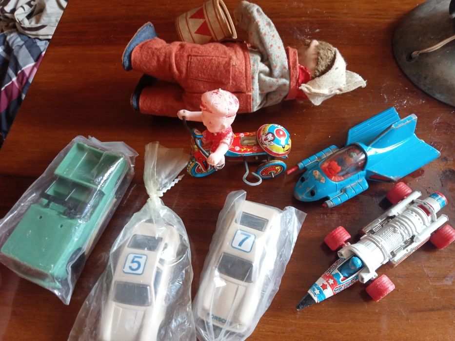 Stara zabawka Bobas na rowerku Japan Dobosz na kluczyk auto PRL Corgi