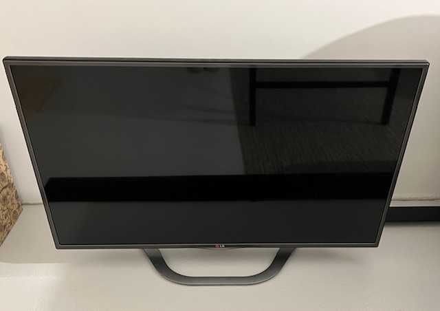 LG telewizor 42LA602A