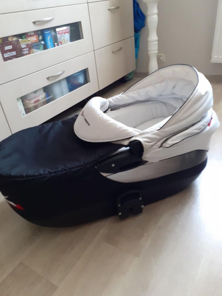 Sprzedam wózek 3 w 1