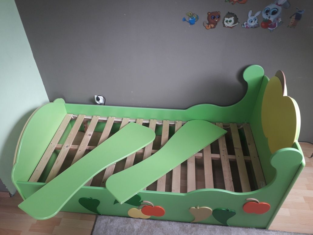 Zobacz komplet meble łóżko drewno pokój dla dziecka  Baggi Globinit Ze