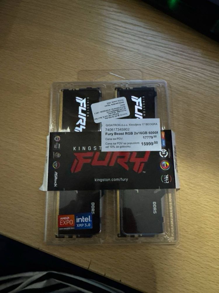 Оперативна памʼять DDR5 Kingston HyperX Fury Beast RGB 32GB