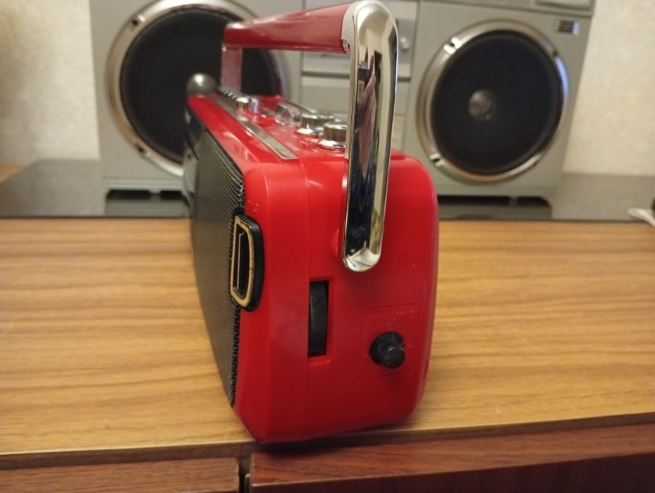 Магнітофон National RX-M50.