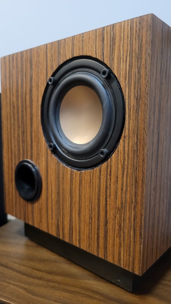Kolumny 30W 8 Om. Cube Speakers w stylu Fern&Roby