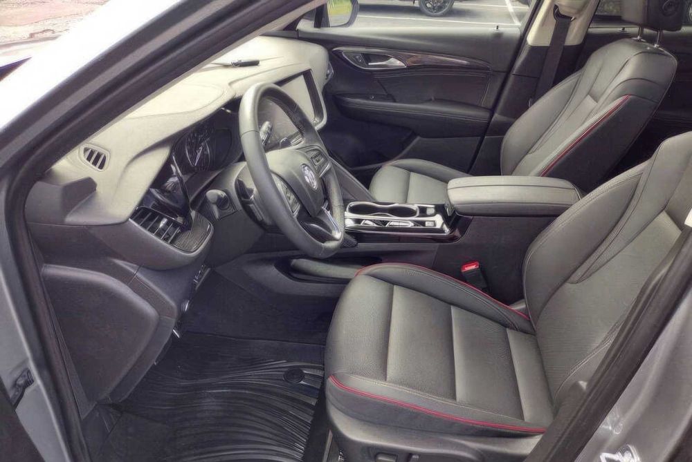 Buick Envision      2023