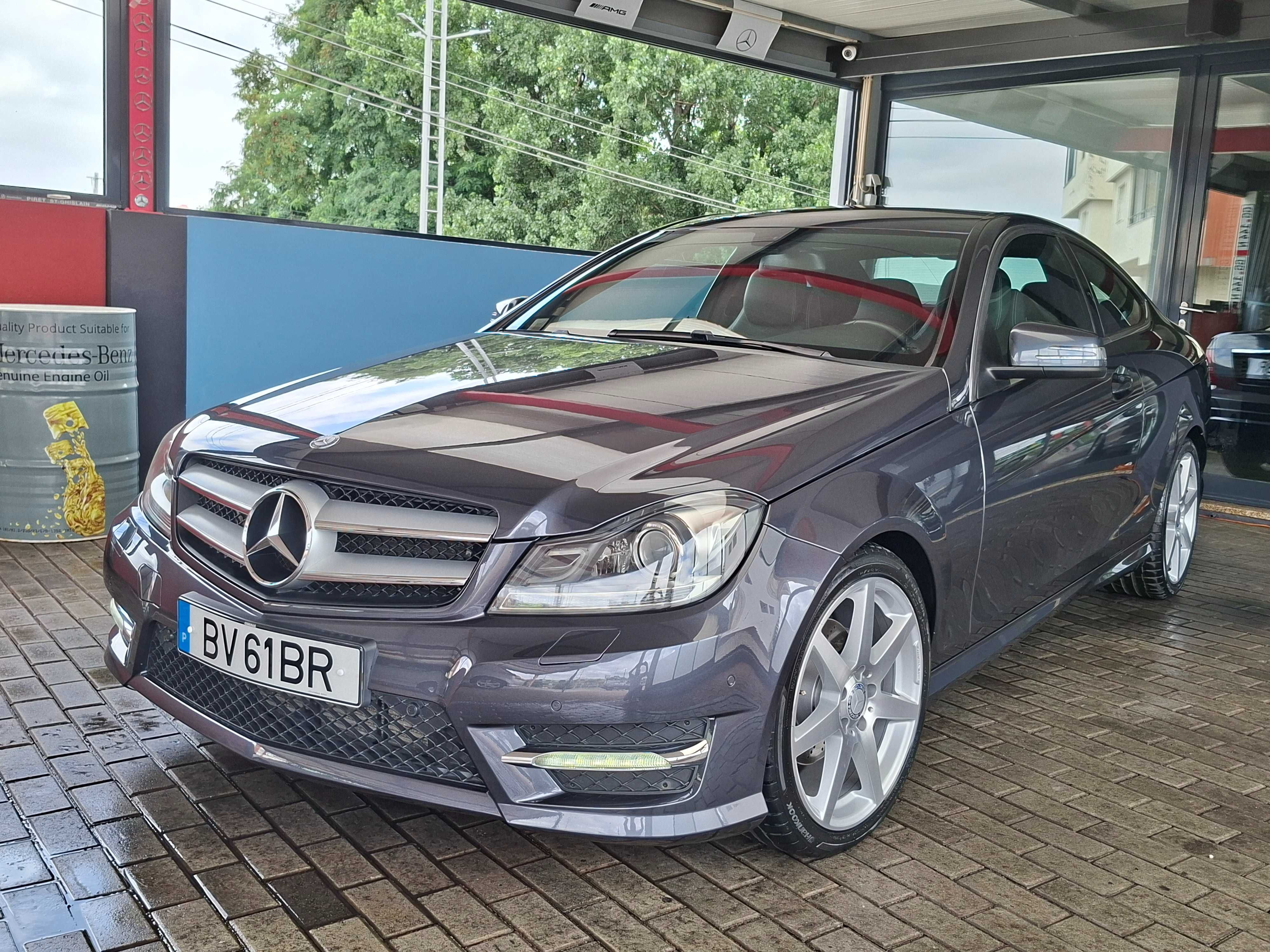 Mercedes-Benz C 180 CGI  AMG