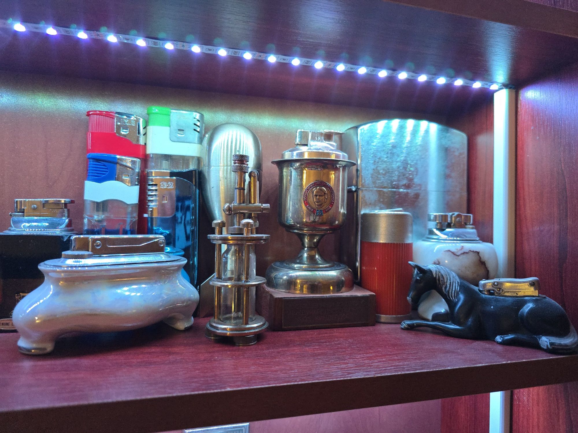 Зажигалки разные