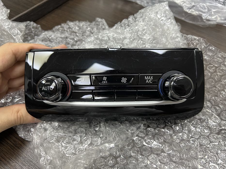 Bmw 5 g30 блок климата задний керамика