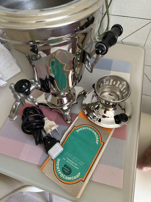 Самовар латунь СССР НОВЫИ на 3 л