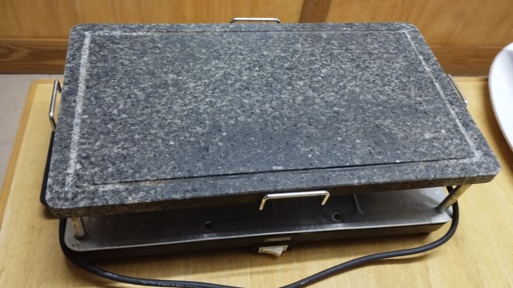 2 grelhadores eléctricos